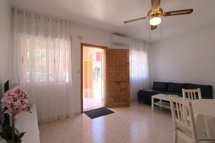 Image No.6-Maison de ville de 2 chambres à vendre à Torrevieja