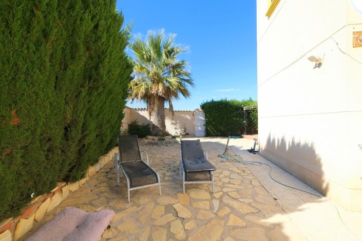 Image No.18-3 Bed Villa for sale