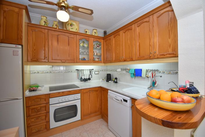 Image No.6-3 Bed Townhouse for sale