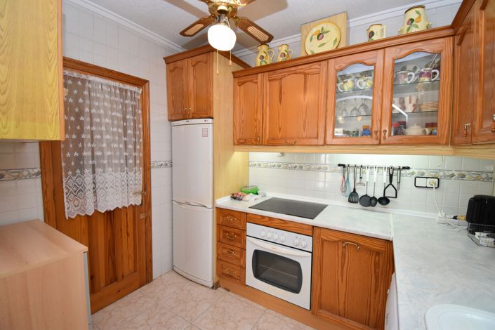 Image No.8-3 Bed Townhouse for sale
