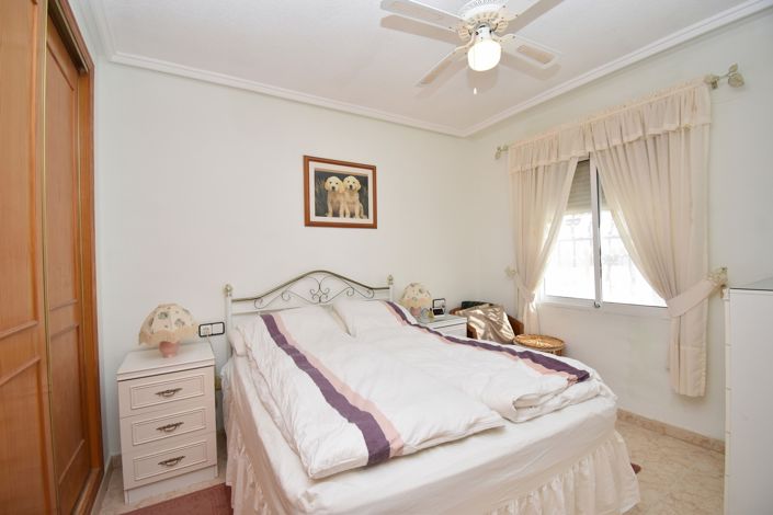 Image No.9-3 Bed Townhouse for sale