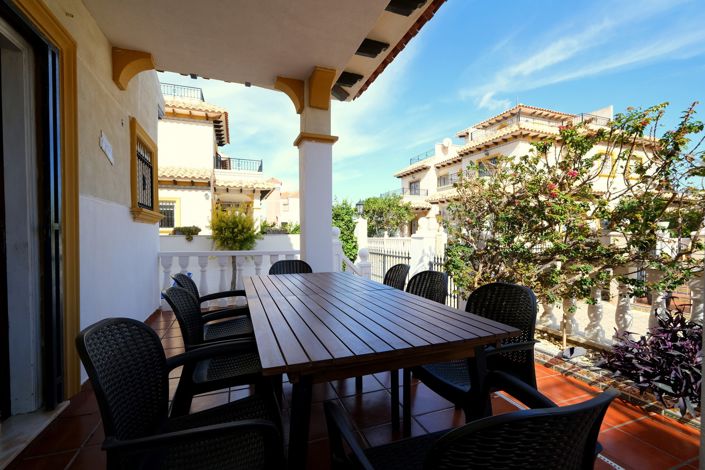 Image No.22-2 Bed Townhouse for sale