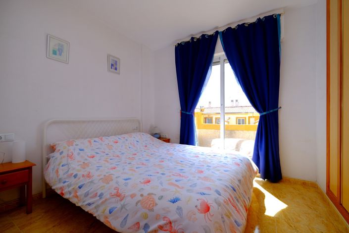 Image No.9-2 Bed Property for sale