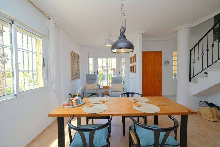 Image No.5-2 Bed Townhouse for sale