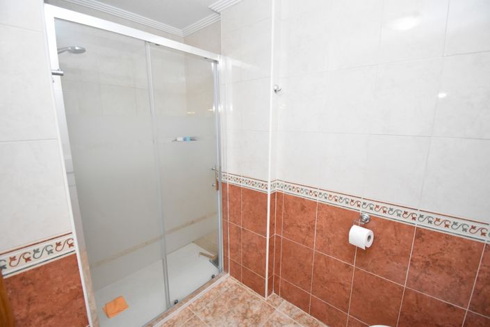 Image No.13-2 Bed Property for sale