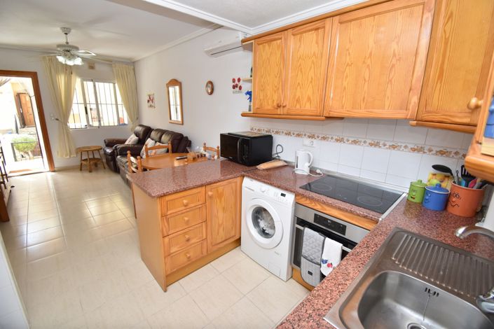 Image No.5-2 Bed Property for sale