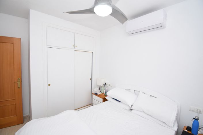 Image No.9-2 Bed Property for sale