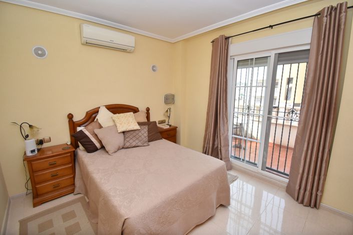 Image No.15-Casa adosada con 3 dormitorios en venta