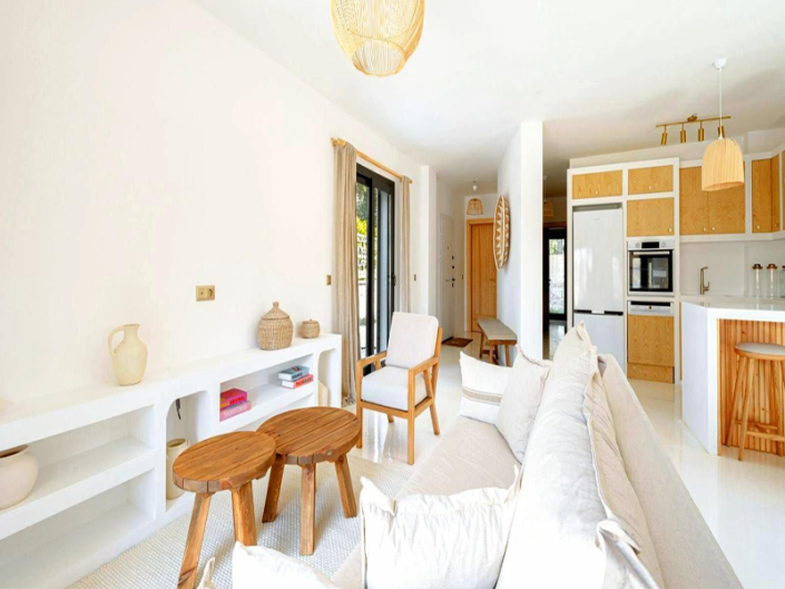 Image No.3-3 Bed Villa for sale