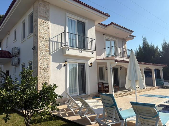 Image No.25-4 Bed Villa for sale