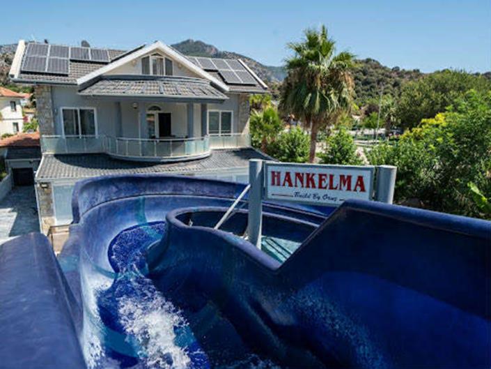 Image No.28-6 Bed Villa for sale