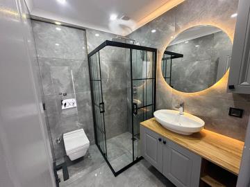TC1964-family-bathroom