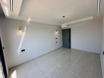 TC1964-large-double-bedroom