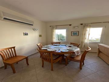 TC1959-dining-area