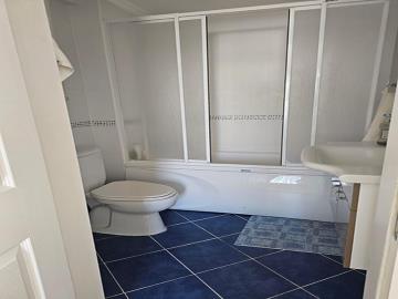 TC1963-en-suite