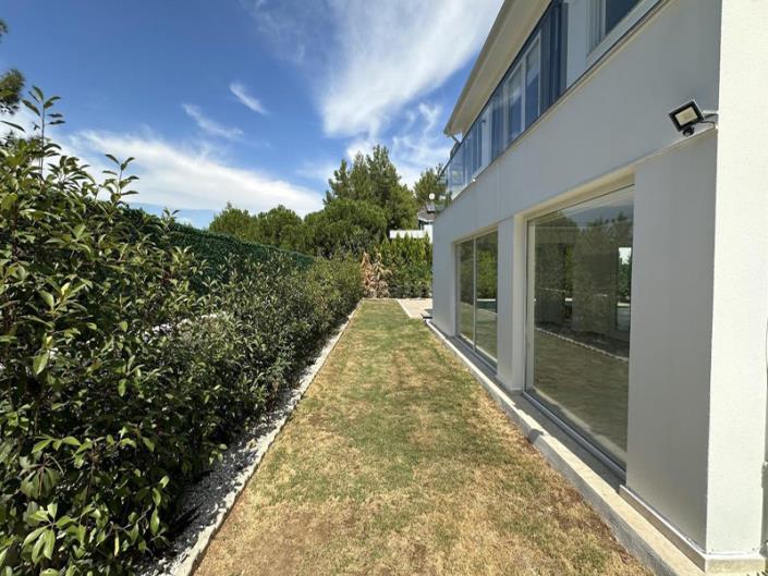 Image No.14-5 Bed Villa for sale