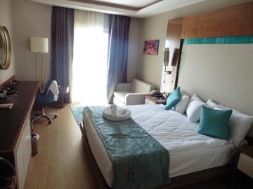 TC1989-double-bedroom