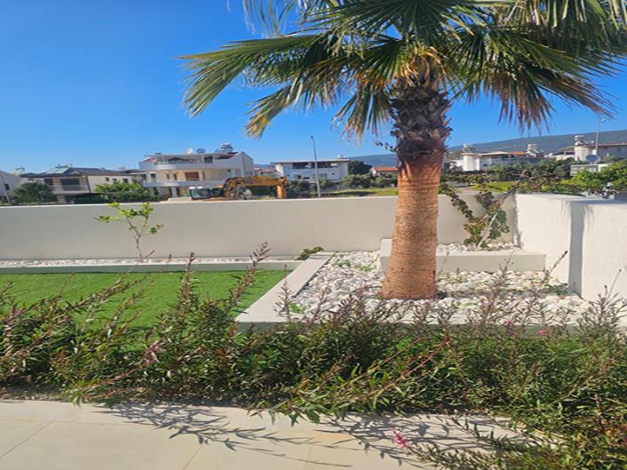 Image No.3-3 Bed Villa for sale