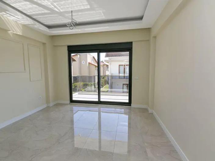 Image No.9-3 Bed Villa for sale