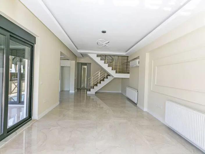 Image No.16-3 Bed Villa for sale