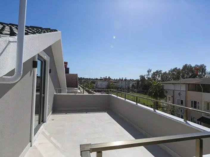 Image No.18-3 Bed Villa for sale