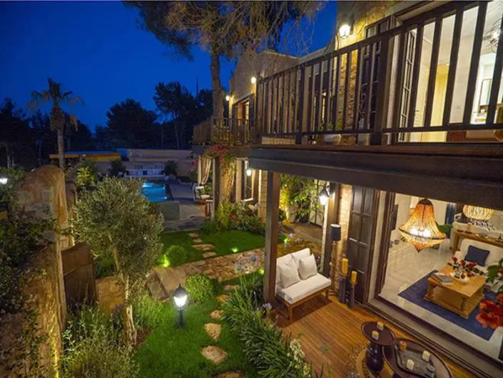 Image No.25-5 Bed Villa for sale