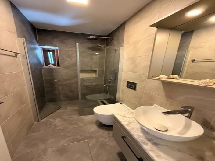 Image No.23-6 Bed Villa for sale