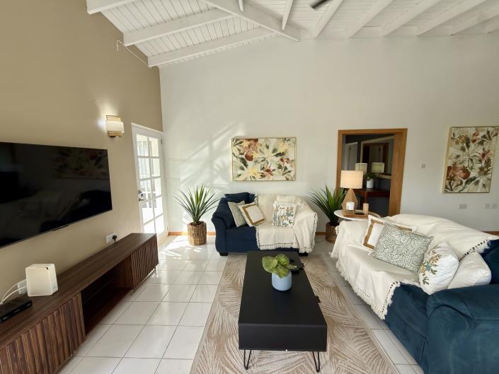 Image No.6-5 Bed House for sale