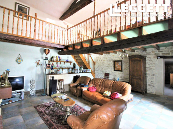 Image No.2-Maison de 7 chambres à vendre à Villefagnan