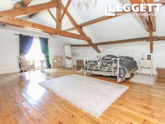 Image No.7-3 Bed House for sale