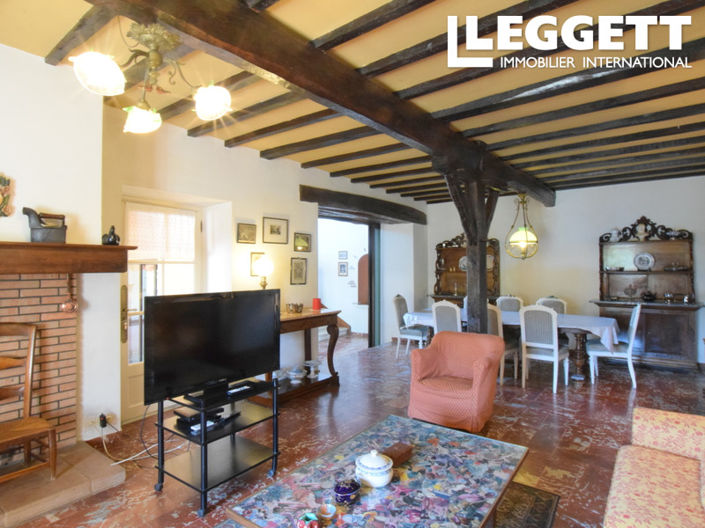Image No.6-6 Bed House for sale