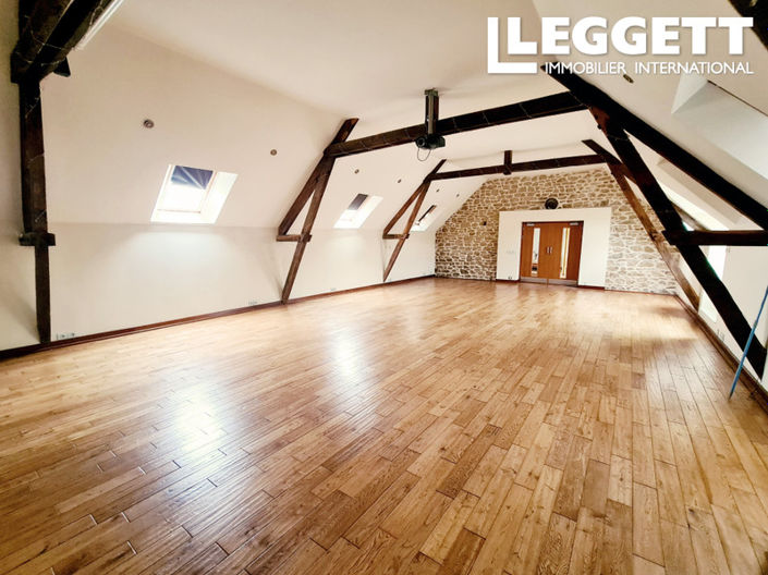 Image No.7-12 Bed House for sale