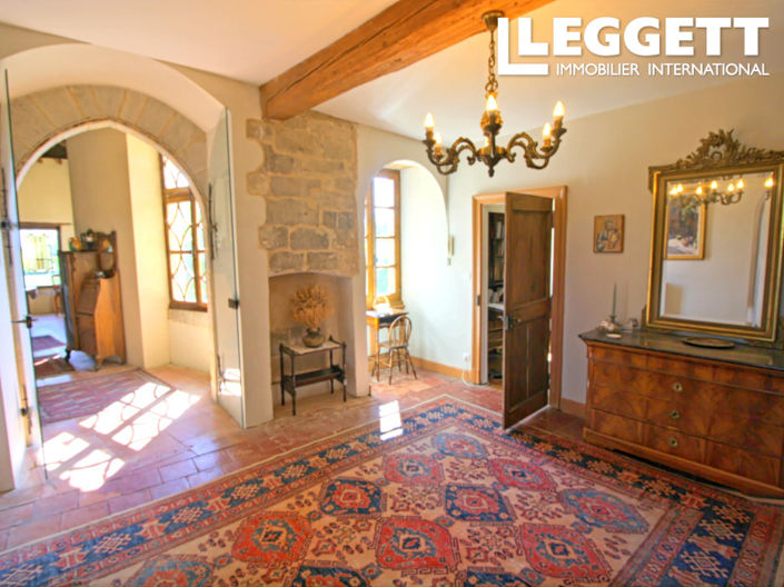 Image No.6-9 Bed Chateaux for sale