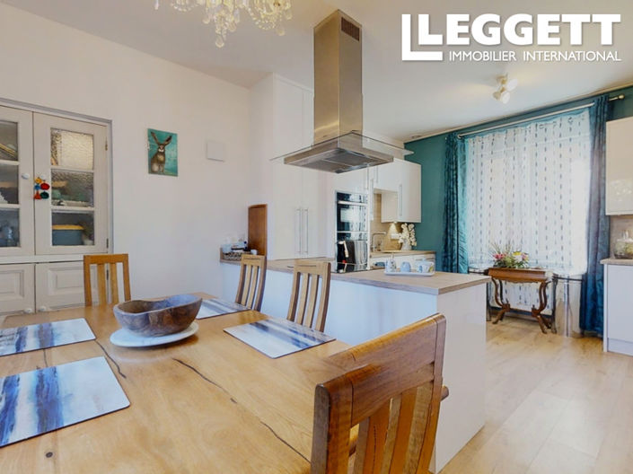 Image No.4-5 Bed House for sale