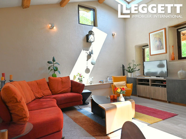 Image No.4-10 Bed House for sale