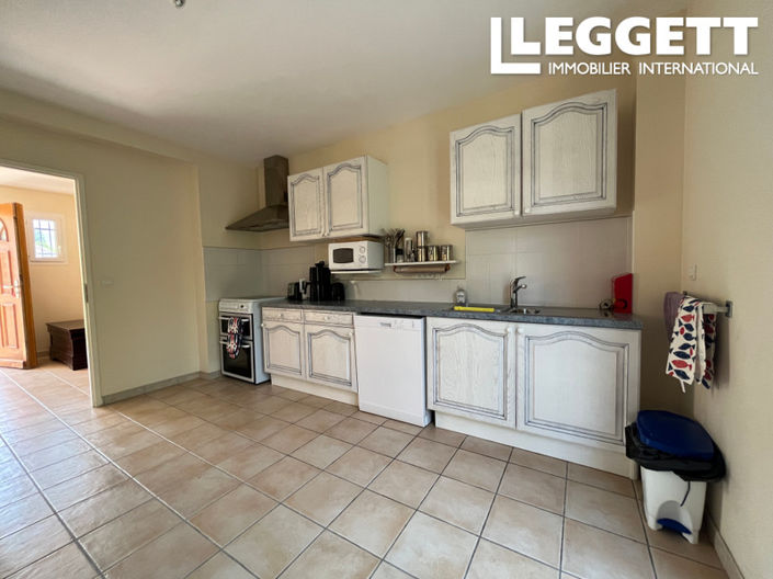 Image No.3-4 Bed House for sale