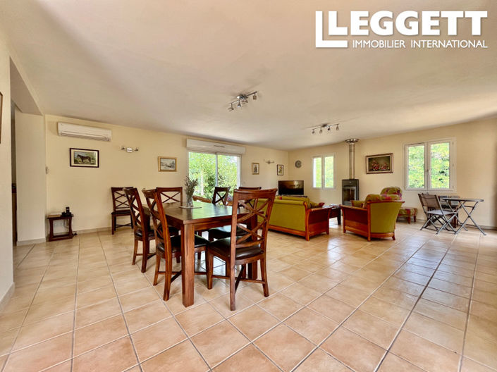 Image No.4-4 Bed House for sale