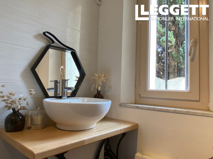 Image No.7-4 Bed House for sale