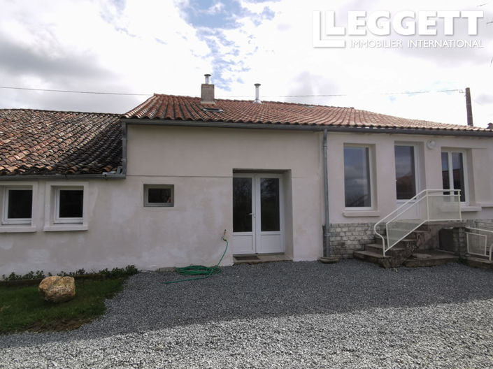 Image No.10-4 Bed House for sale