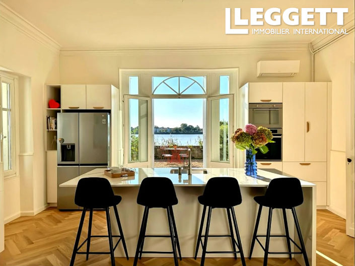 Image No.2-5 Bed House for sale