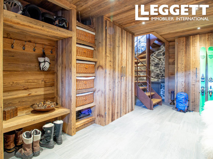 Image No.7-4 Bed House for sale