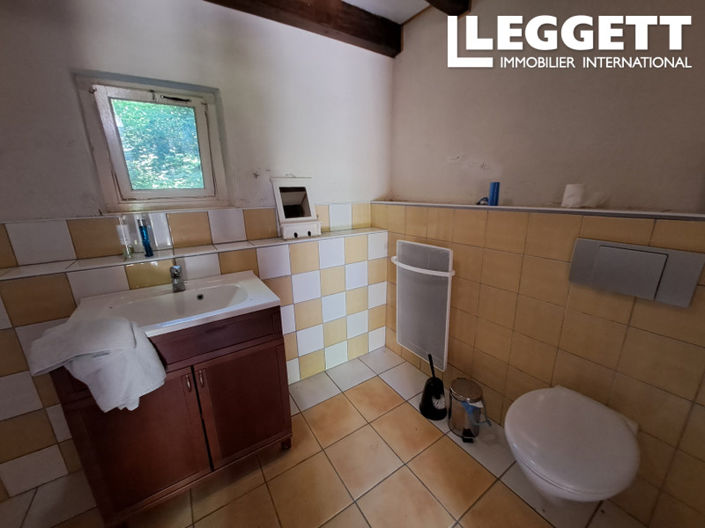 Image No.6-2 Bed House for sale