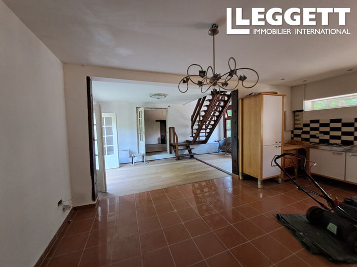 Image No.9-2 Bed House for sale
