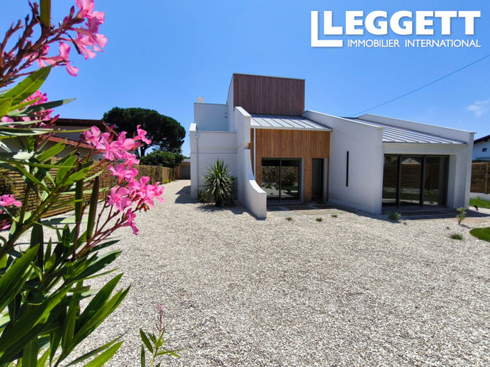 Image No.3-5 Bed House for sale