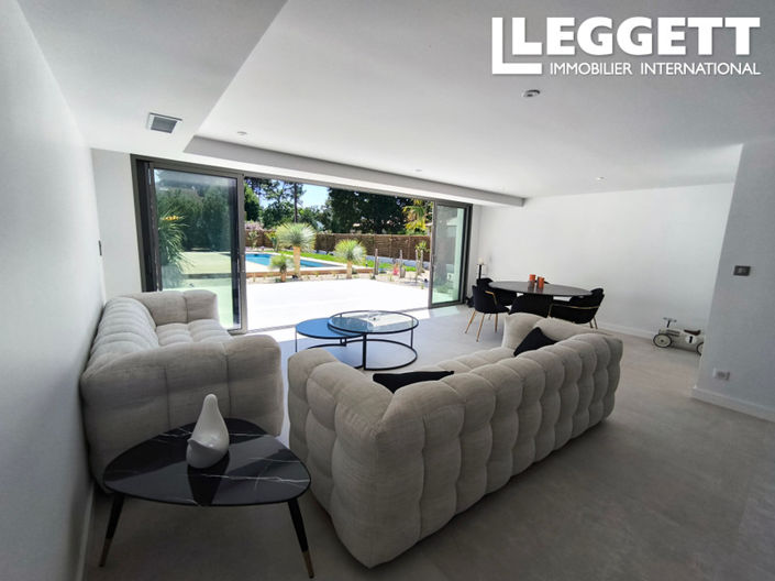 Image No.5-5 Bed House for sale