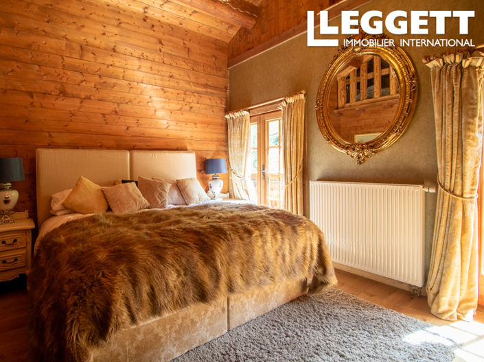Image No.4-5 Bed House for sale