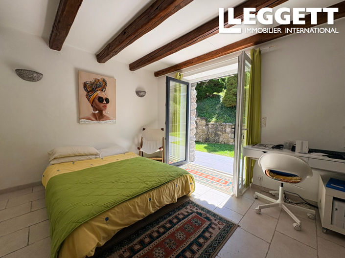 Image No.9-3 Bed House for sale