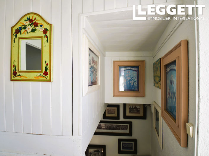 Image No.6-2 Bed House for sale