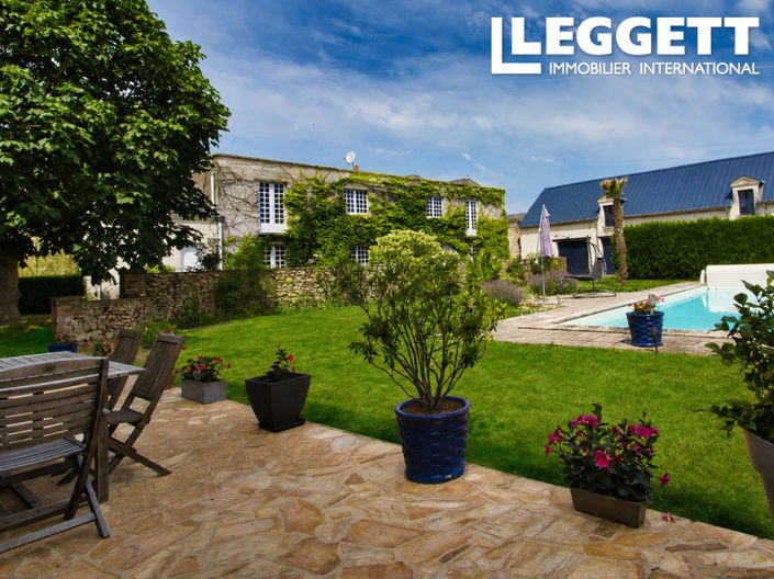 Image No.8-4 Bed House for sale