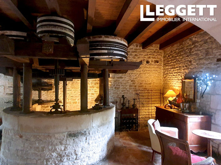 Image No.6-4 Bed House for sale
